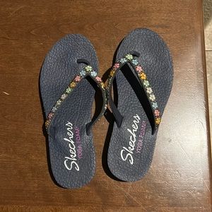 Women’s Skechers sandals